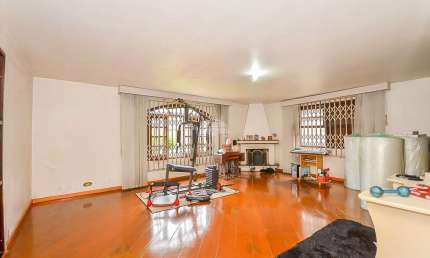Casa com 3 quartos à venda na Rua Mandaguari, 1330, Emiliano Perneta, Pinhais, 180 m2 por R$ 920.000