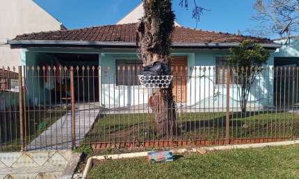 Casa com 3 quartos à venda na Rua Vereador Aurelino Mader Gonçalves, 51, Xaxim, Curitiba, 206 m2 por R$ 850.000