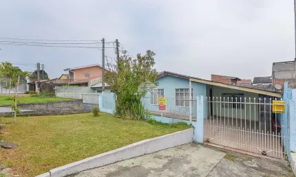 Terreno à venda na Rua Conde dos Arcos, 615, Lindóia, Curitiba por R$ 325.000