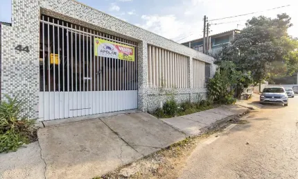 Casa com 2 quartos à venda na Rua Adalberto Cantele, 44, Boqueirão, Araucária, 147 m2 por R$ 280.000