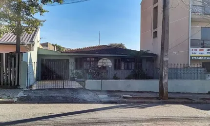 Casa com 3 quartos à venda na Rua Doutor Luiz Losso Filho, 822, Novo Mundo, Curitiba, 119 m2 por R$ 850.000