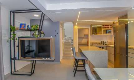 Casa em condomínio fechado com 3 quartos à venda na Rua Guiroku Gastão Ayabe, 158, Uberaba, Curitiba, 82 m2 por R$ 670.000