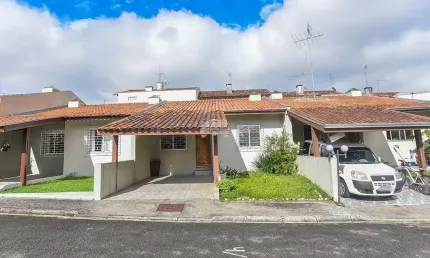 Casa em condomínio fechado com 3 quartos à venda na Rua Flávio Ribeiro, 189, Portão, Curitiba, 60 m2 por R$ 420.000