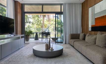 Apartamento com 3 quartos à venda na Avenida Munhoz da Rocha, 1283, Cabral, Curitiba, 190 m2 por R$ 3.414.469