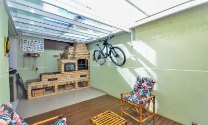 Casa em condomínio fechado com 3 quartos à venda na rua ricardo negrão filho, 131, portão, curitiba, 130 m2 por r$ 749.000
