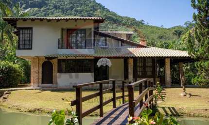 Chácara / sítio com 5 quartos à venda na ESTRADA MINA VELHA, Zona Rural, Garuva, 380 m2 por R$ 2.800.000