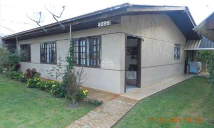 Casa com 3 quartos à venda na Avenida Professor Pedro Carli, 4295, Vila Carli, Guarapuava, 180 m2 por R$ 680.000
