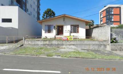 Casa com 5 quartos à venda na Rua Conselheiro Jesuíno Marcondes, 1149, Santa Cruz, Guarapuava, 250 m2 por R$ 1.150.000
