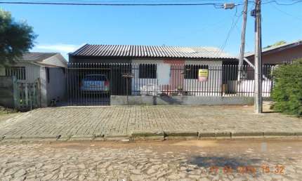 Casa com 2 quartos à venda na Rua Domingos Caetano do Amaral, 92, Santa Cruz, Guarapuava, 80 m2 por R$ 250.000