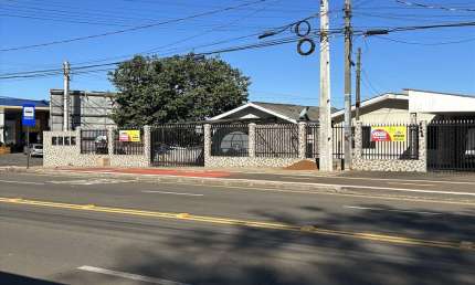 Casa com 3 quartos à venda na Avenida Sebastião de Camargo Ribas, 1113, Bonsucesso, Guarapuava, 141 m2 por R$ 1.300.000