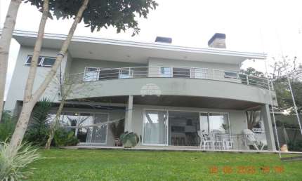 Casa com 4 quartos à venda na Rua Guaíra, 4407, Batel, Guarapuava, 329 m2 por R$ 2.900.000