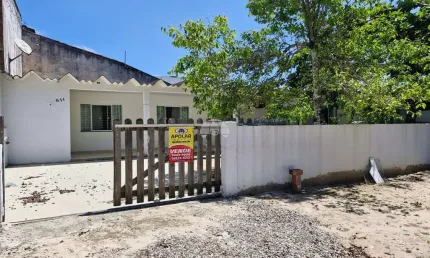 Casa com 3 quartos à venda na Rua Marisa Santina Rauh, 611, Nereidas, Guaratuba, 90 m2 por R$ 270.000
