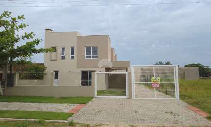 Casa em condomínio fechado com 2 quartos à venda na Avenida Curitiba, 00, Coroados, Guaratuba, 84 m2 por R$ 390.000