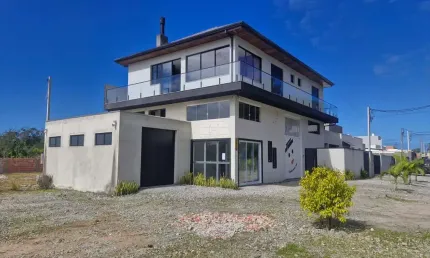 Sala comercial para alugar na rua aleandre correia, 371, cohapar, guaratuba, 170 m2 por r$ 4.450