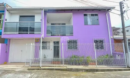 Casa em condomínio fechado com 3 quartos à venda na Rua Cascavel, 565, Boqueirão, Curitiba, 120 m2 por R$ 420.000