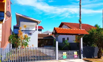 Casa com 3 quartos à venda na Rua Presidente Lincoln, 952, Brasília, Itapoá, 191 m2 por R$ 630.000
