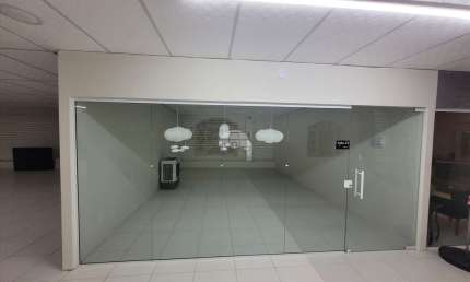 Sala comercial para alugar na AVENIDA CELSORAMOS, 2945, Itapema do Norte, Itapoá, 26 m2 por R$ 1.247