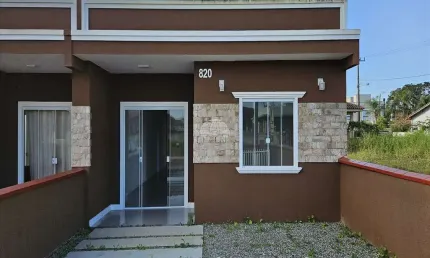 Casa com 3 quartos à venda na Rua 450, 820, Volta ao mundo, Itapoá, 90 m2 por R$ 390.000