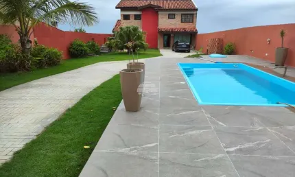 Casa com 4 quartos à venda na rua josé vergínio zanin, 263, cambijú, itapoá, 236 m2 por r$ 1.800.000