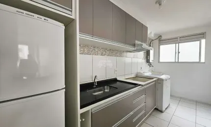 Apartamento com 2 quartos à venda na Rua Padre Antônio Darius, 100, Iná, São José dos Pinhais, 48 m2 por R$ 245.000