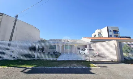 Casa com 3 quartos à venda na rua josé do patrocínio, 583, afonso pena, são josé dos pinhais, 100 m2 por r$ 600.000