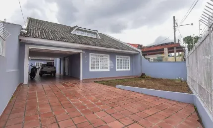 Casa com 4 quartos à venda na Rua Piauí, 1512, Guaíra, Curitiba, 200 m2 por R$ 980.000