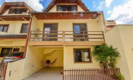 Casa em condomínio fechado com 3 quartos à venda na Rua Arcésio Guimarães, 760, Jardim Social, Curitiba, 132 m2 por R$ 765.000