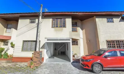 Casa em condomínio fechado com 3 quartos à venda na Rua Santo Bozzi, 556, Xaxim, Curitiba, 99 m2 por R$ 615.000