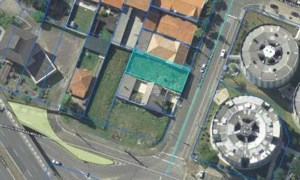Terreno à venda na Rua Tufik José Guérios, 192, Jardim Botânico, Curitiba por R$ 480.000