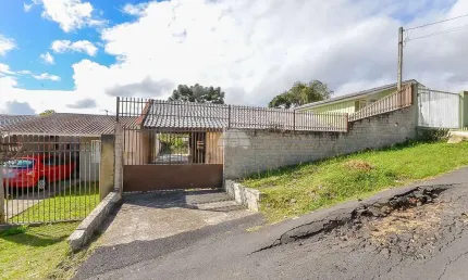 Casa com 3 quartos à venda na Rua Florença, 151, Planta Boros, Colombo, 150 m2 por R$ 460.000