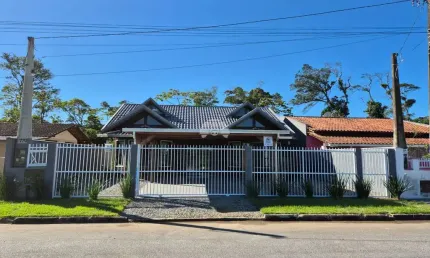 Casa com 4 quartos à venda na Estrada Geral Barra Do Itapocu, 770, Itapocu, Araquari, 107 m2 por R$ 480.000