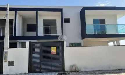 Casa com 3 quartos à venda na Rua Belmiro Amélia, 1000, Centro, Balneário Piçarras, 101 m2 por R$ 680.000