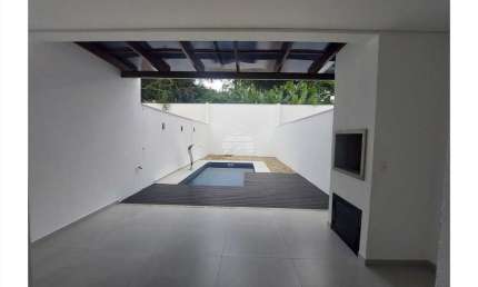 Casa com 3 quartos à venda na Rua Erwino Kieper, 118, Atiradores, Joinville, 155 m2 por R$ 1.079.000