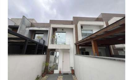 Casa com 2 quartos à venda na Rua Carlos Steffen, 22, Iririú, Joinville, 58 m2 por R$ 330.000