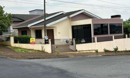 Casa com 2 quartos à venda na Rua Abrão Ribeiro, 830, Paulo Afonso, Pato Branco, 93 m2 por R$ 398.000