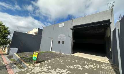Barracão / Galpão / Depósito à venda na Rua Mário Marini, 49, Pinheirinho, Pato Branco, 450 m2 por R$ 1.100.000