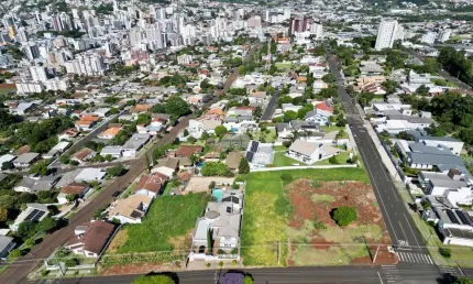 Terreno à venda na Rua José Cattani, 00, Pinheiros, Pato Branco, 703 m2 por R$ 998.000