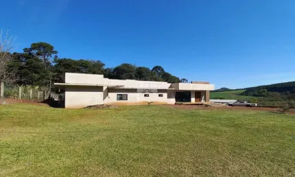 Chácara / sítio com 3 quartos à venda na Rua Evaristo Guerino Bebber, 1534, ENCRUZILHADA, Pato Branco, 235 m2 por R$ 1.580.000