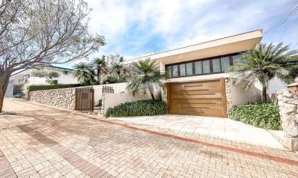 Casa com 3 quartos à venda na Rua Silveira Martins, 426, Brasília, Pato Branco, 461 m2 por R$ 2.980.000