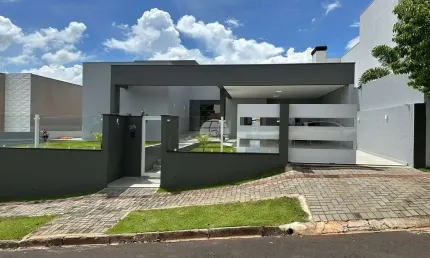 Casa com 3 quartos à venda na Rua Avenício Ezidio Giasson, 35, Parque do Som, Pato Branco, 170 m2 por R$ 1.090.000
