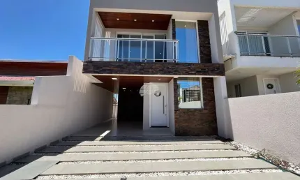 Casa com 3 quartos à venda na Rua Algemiro Mari, 564, Fraron, Pato Branco, 108 m2 por R$ 750.000