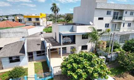 Casa com 4 quartos à venda na Rua José Cardoso Bonifácio, 48, Cristo Rei, Pato Branco, 223 m2 por R$ 689.000