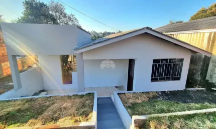 Casa com 3 quartos à venda na Rua Industrial, 737, Industrial, Pato Branco, 85 m2 por R$ 220.000