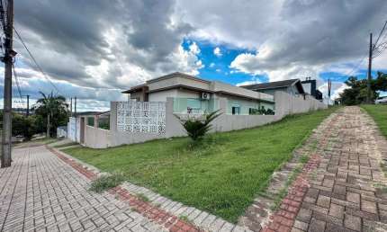 Casa com 4 quartos à venda na Rua Artibano Sutille, 1189, São Francisco, Pato Branco, 188 m2 por R$ 890.000