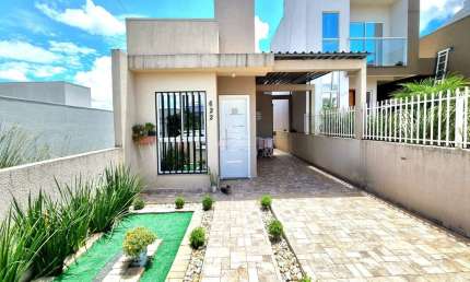 Casa com 2 quartos à venda na Rua Frederico Barancelli, 622, Fraron, Pato Branco, 68 m2 por R$ 300.000