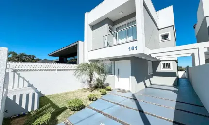 Casa com 3 quartos à venda na Rua Nelza Mazzuco Braun, 161, Fraron, Pato Branco, 83 m2 por R$ 680.000