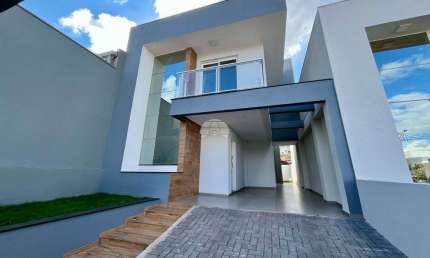 Casa com 2 quartos à venda na Rua Fernando Fraron, 00, Fraron, Pato Branco, 85 m2 por R$ 487.000