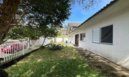 Casa com 3 quartos à venda na Rua Tupinambá, 159, Parzianello, Pato Branco, 132 m2 por R$ 850.000