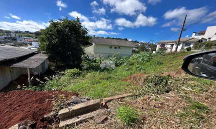 Terreno à venda na Rua Felipe Camarão, 00, Pinheiros, Pato Branco, 609 m2 por R$ 259.000