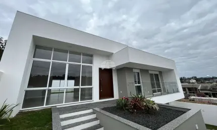 Casa com 3 quartos à venda na Rua Maria Balbinotti, 32, Industrial, Pato Branco, 268 m2 por R$ 1.950.000